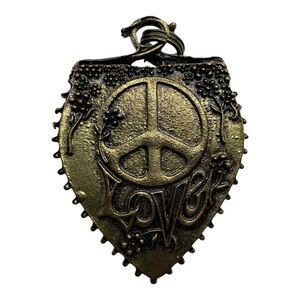 2” Vintage-Style Peace Love‎ Pendant – Floral Enamel Shield Design – Boho Hippie